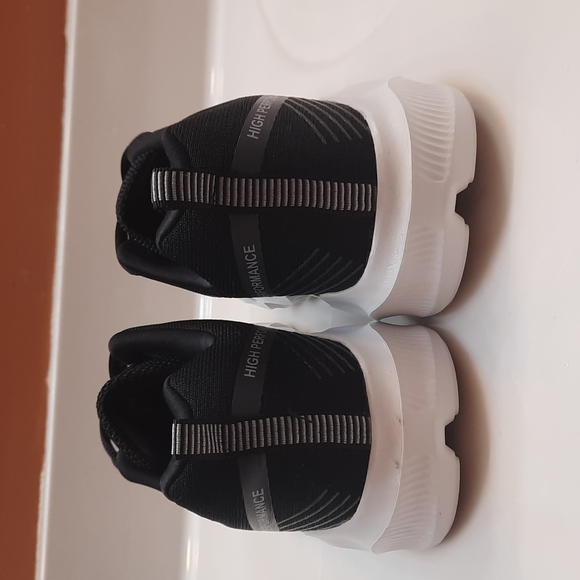 HIGH PERFORMANCE Athletic Shoes - Picture 3 of 6
